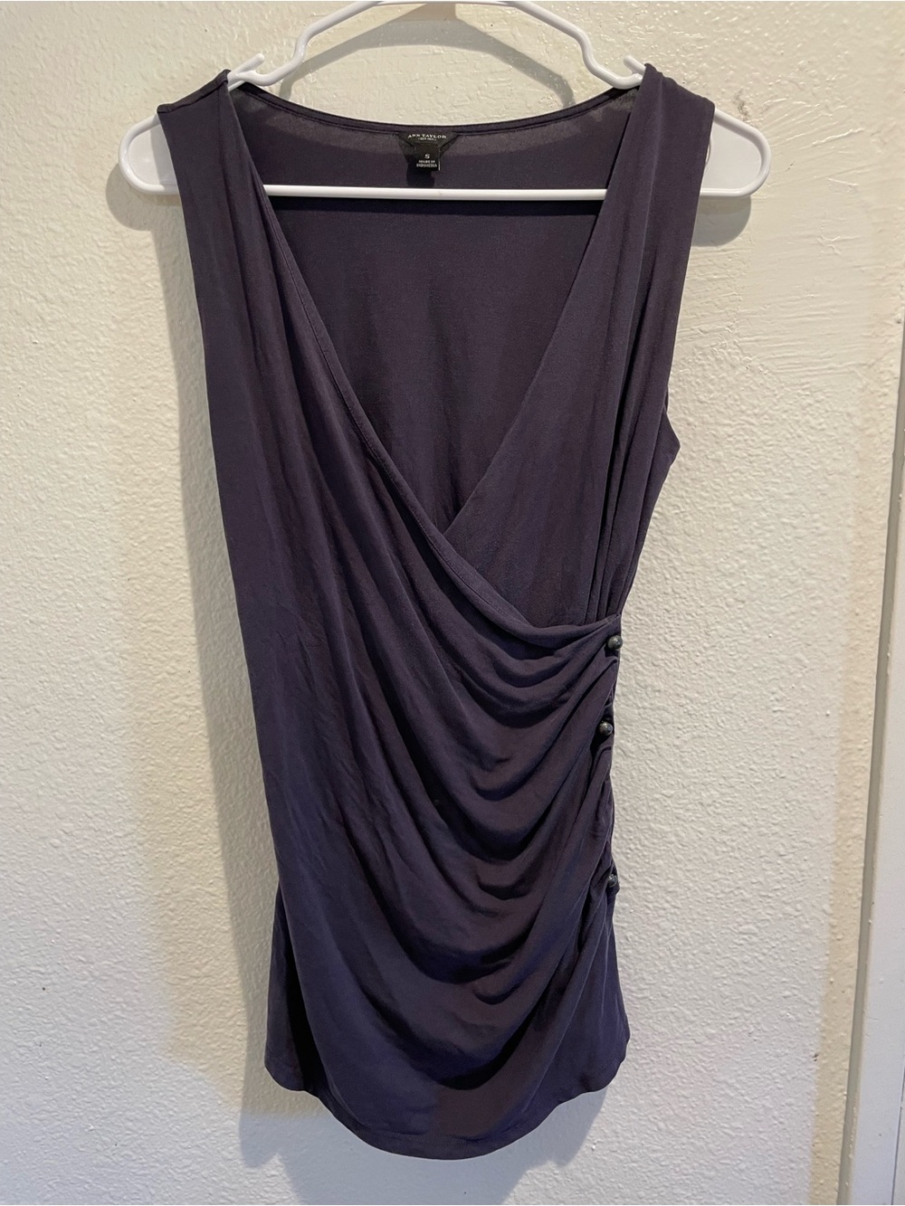 ✨ Ann Taylor Ruched Faux-Wrap Tank Shell Top • Charcoal Grey • S ✨